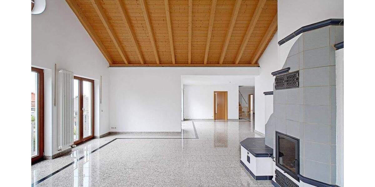 Etagenwohnung Dortmund Benninghofen-Loh - 6 Zimmer, 180 m&sup2;, 1.850&euro; | Angebot:24210866