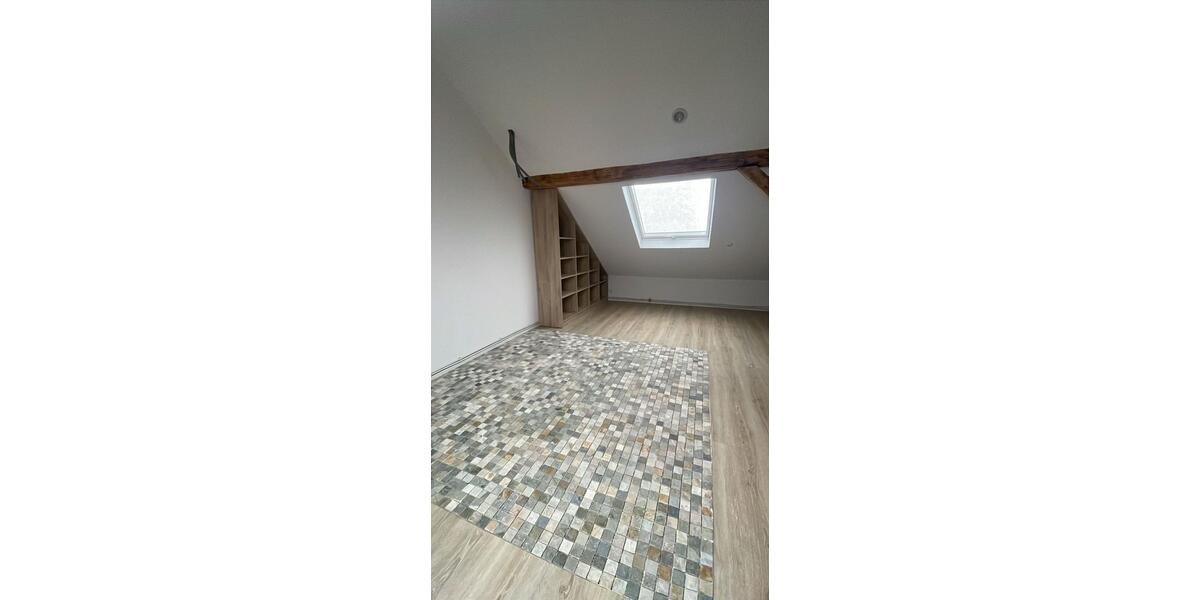 Dachgeschoßwohnung Dortmund Huckarde - 1 Zimmer, 70 m&sup2;, 700&euro; | Angebot:24363091