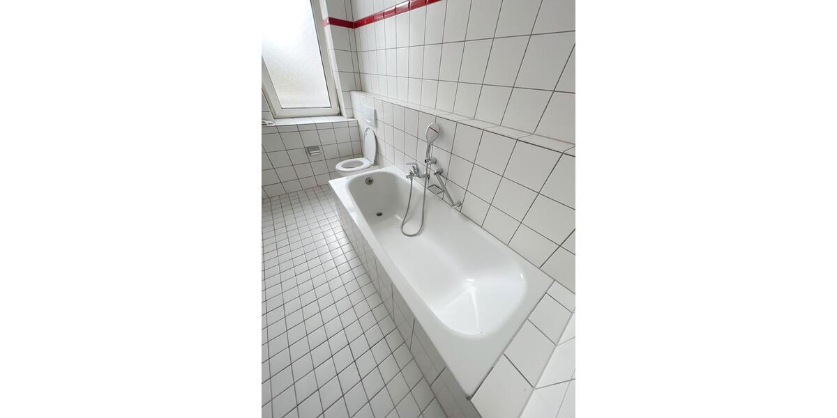 Etagenwohnung Dortmund Huckarde - 2 Zimmer, 72 m&sup2;, 700&euro; | Angebot:26462505