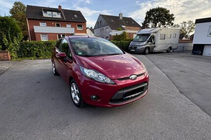 Ford Fiesta 183.071 km 2.700 &euro; Lünen 44534
