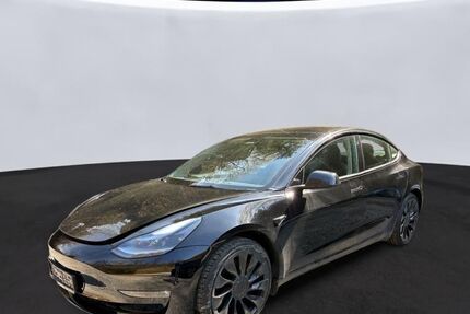 Tesla Model 3 54.137 km 31.409 &euro; Hagen 58091