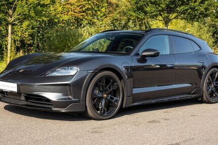 Porsche Taycan 9.936 km 98.590 € Recklinghausen 45665