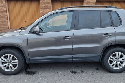 VW Tiguan 124.000 km 15.987 &euro; Gelsenkirchen 45881