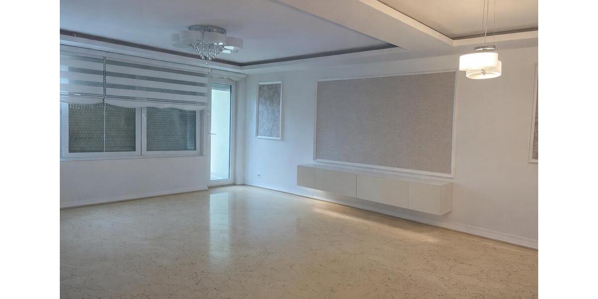 Erdgeschoßwohnung Gevelsberg - 4 Zimmer, 94 m&sup2;, 190.000&euro; | Angebot:24477455