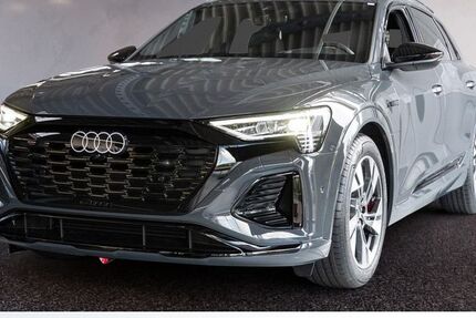 Audi Q8 14.890 km 67.542 &euro; Menden 58706