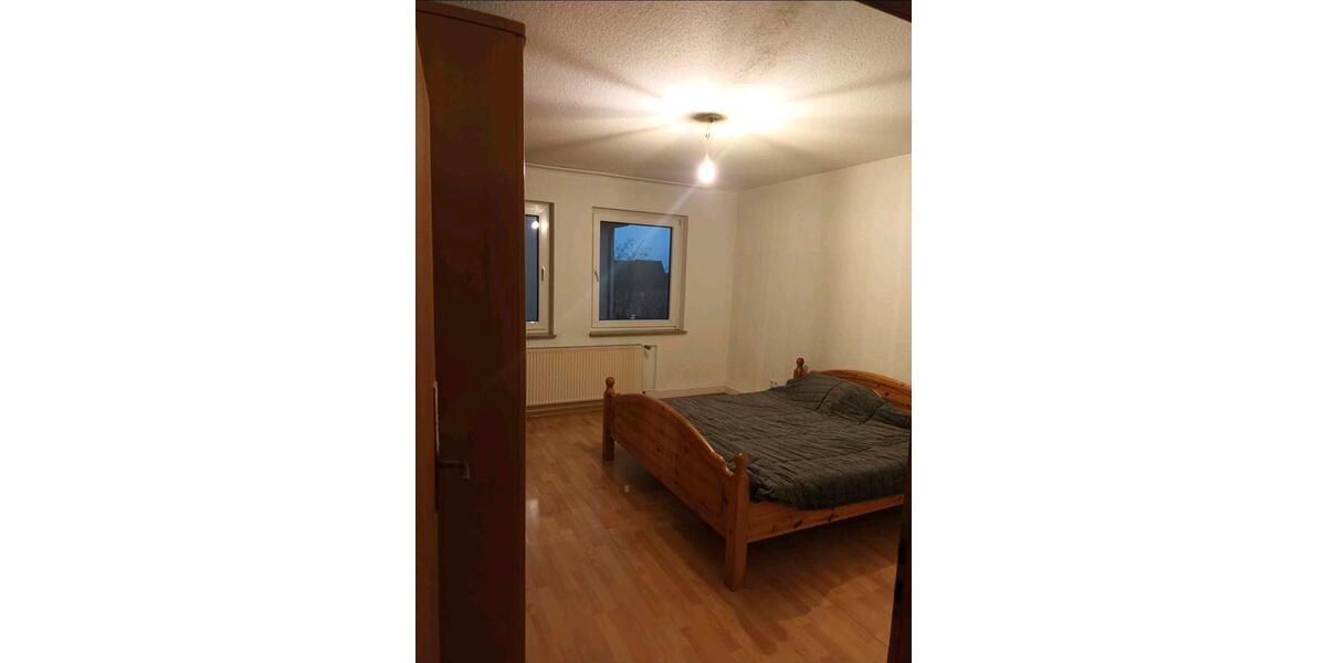 Etagenwohnung Hagen - 5 Zimmer, 120 m&sup2;, 1.100&euro; | Angebot:25832686