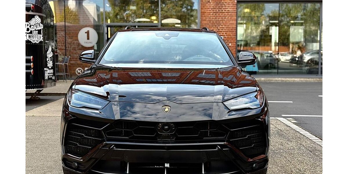 Lamborghini Urus 49.800 km 224.990 &euro; Dortmund 44137