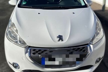 Peugeot 208 103.200 km 6.500 &euro; Dortmund 44379