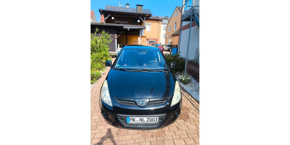 Hyundai i20 147.572 km 2.150 &euro; Dortmund 44388