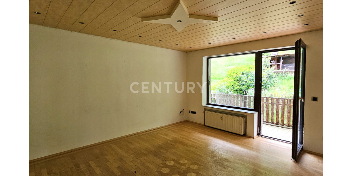 Attraktive Kapitalanlage mit Potenzial: Mehrfamilienhaus mit 6 Eigentumswohnungen & Garagen in Hemer - Mehrfamilienhaus, Wohnhaus Hemer | Angebot:27469088