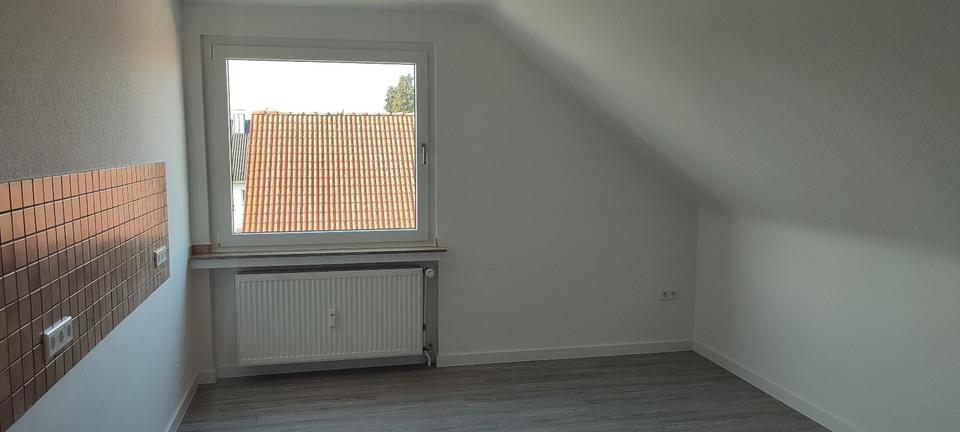 Dachgeschoßwohnung Recklinghausen Berghausen - 2 Zimmer, 62 m&sup2;, 558&euro; | Angebot:24570906