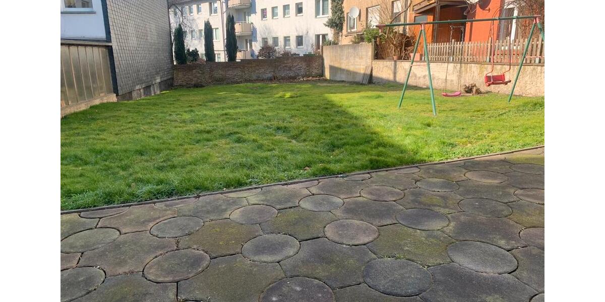 Mehrfamilienhaus, Wohnhaus Witten - 12 Zimmer, 85 m&sup2;, 1.300&euro; | Angebot:24242261