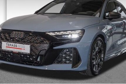 Audi RS3 2.643 km 68.880 € Schwelm 58332