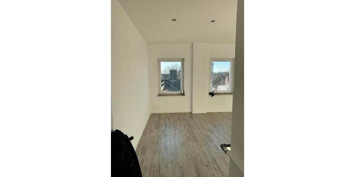 Dachgeschoßwohnung Recklinghausen - 2.5 Zimmer, 65 m&sup2;, 600&euro; | Angebot:25656593