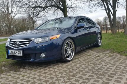 Honda Accord 144.000 km 9.500 &euro; Kamen 59174