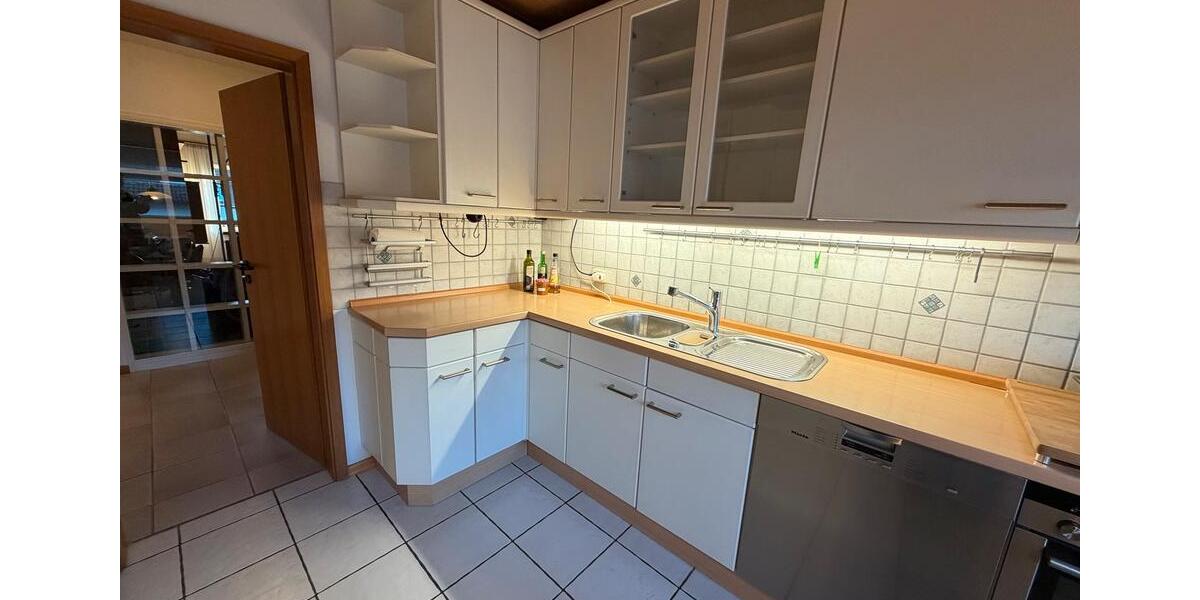 Etagenwohnung Schwerte - 4 Zimmer, 115 m&sup2;, 295.000&euro; | Angebot:27113385