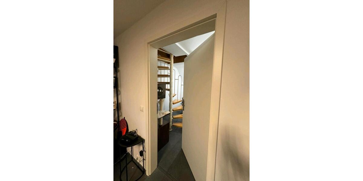 Dachgeschoßwohnung Bochum Eppendorf - 4 Zimmer, 80 m&sup2;, 173.000&euro; | Angebot:27525106