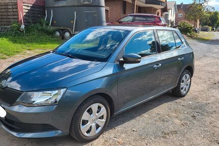 Skoda Fabia 70.000 km 7.600 &euro; Oer-Erkenschwick 45739