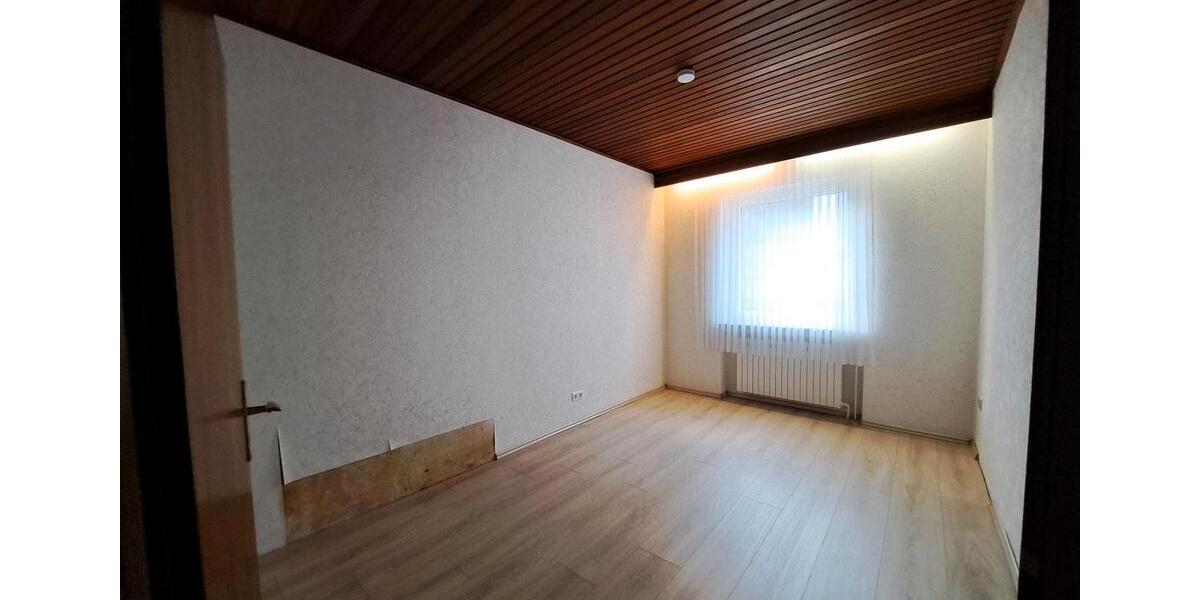 Mehrfamilienhaus, Wohnhaus Hagen Dahl - 10.5 Zimmer, 181 m&sup2;, 1.490&euro; | Angebot:24355755