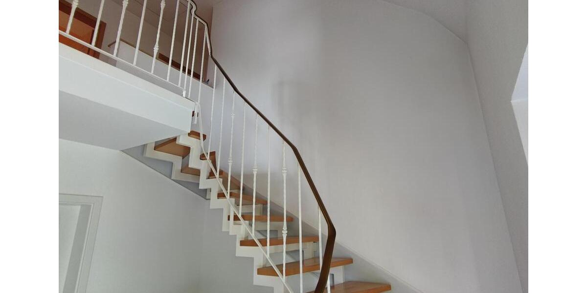 Einfamilienhaus Bergkamen - 7 Zimmer, 175 m&sup2;, 435.000&euro; | Angebot:24795446