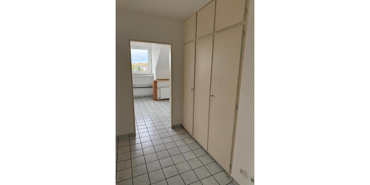 Dachgeschoßwohnung Recklinghausen Hillerheide - 3 Zimmer, 83 m&sup2;, 581&euro; | Angebot:24785489