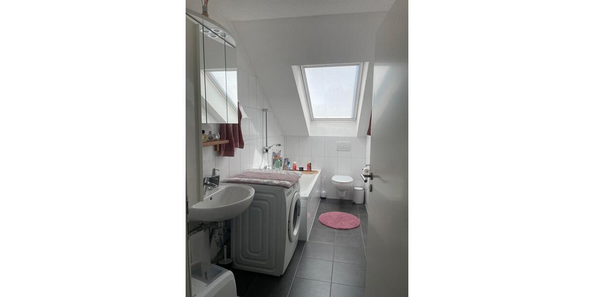 Dachgeschoßwohnung Dortmund Mengede - 2 Zimmer, 60 m&sup2;, 625&euro; | Angebot:24819827