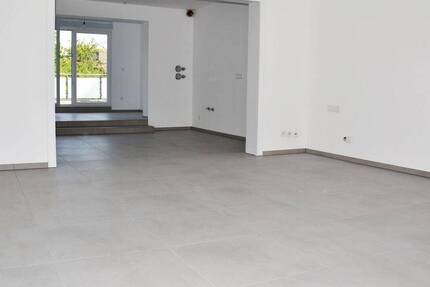 Exklusive 3,5 Zimmer Wohnung mit großer Dachterrasse 3 zimmer