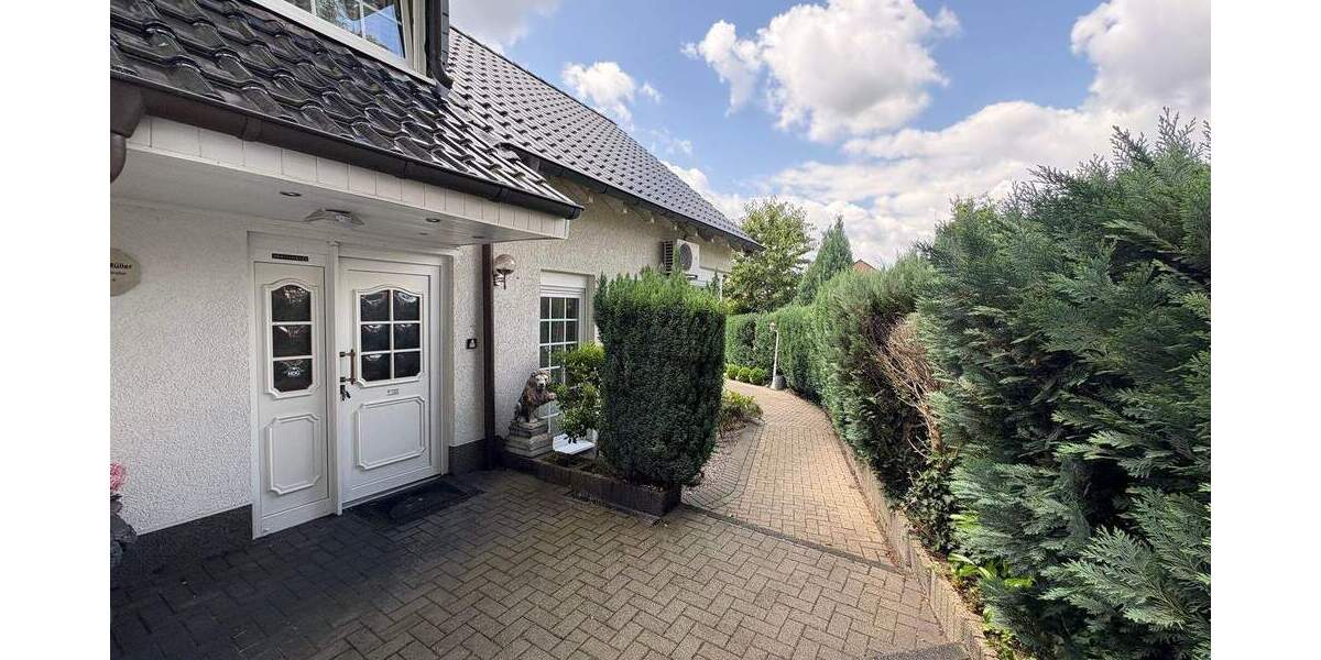 Einzigartiges 2-Familienhaus mit Charme und sonnigen Garten 5 zimmer