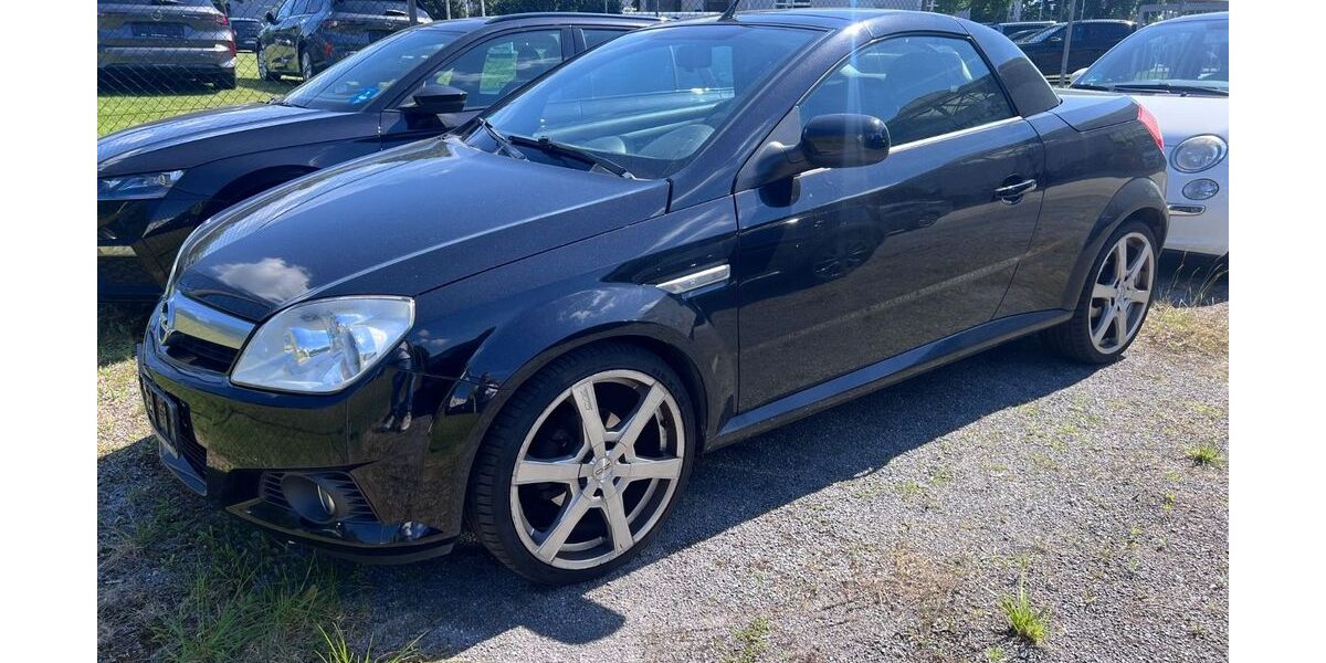 Opel Tigra 135.000 km 3.690 &euro; Recklinghausen 45657