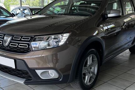 Dacia Logan 101.660 km 9.850 &euro; Gevelsberg 58285
