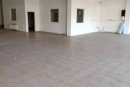 300oder600qm EG Castrop Hernerstr.87 zimmer