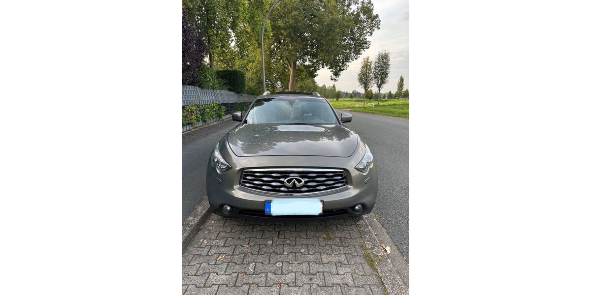 INFINITI FX 219.500 km 8.999 &euro; Dortmund 44149