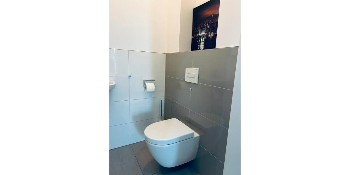 Etagenwohnung Dortmund Hörde - 3 Zimmer, 100 m&sup2;, 2.500&euro; | Angebot:24795175