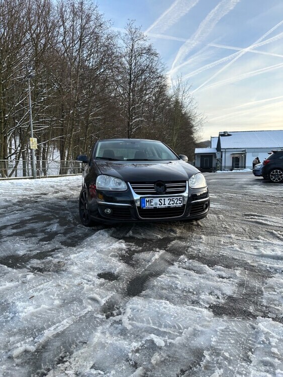 VW Jetta 100.000 km 6.000 € Velbert 42551