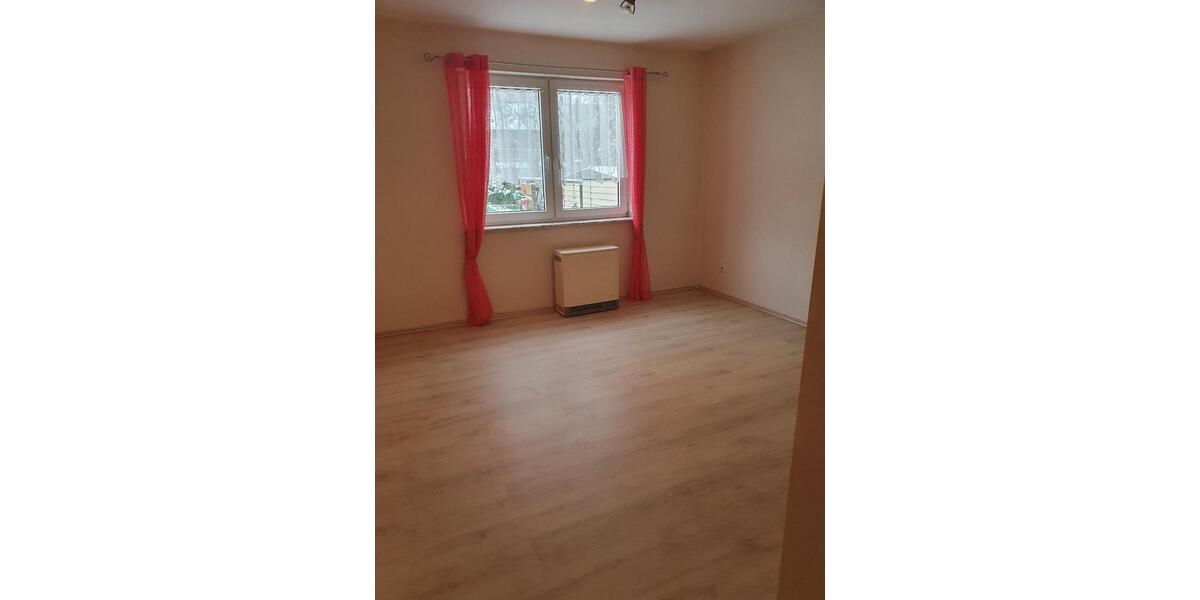 Erdgeschoßwohnung Gelsenkirchen Gelsenkirchen-Mitte - 2 Zimmer, 56 m&sup2;, 425&euro; | Angebot:25903170