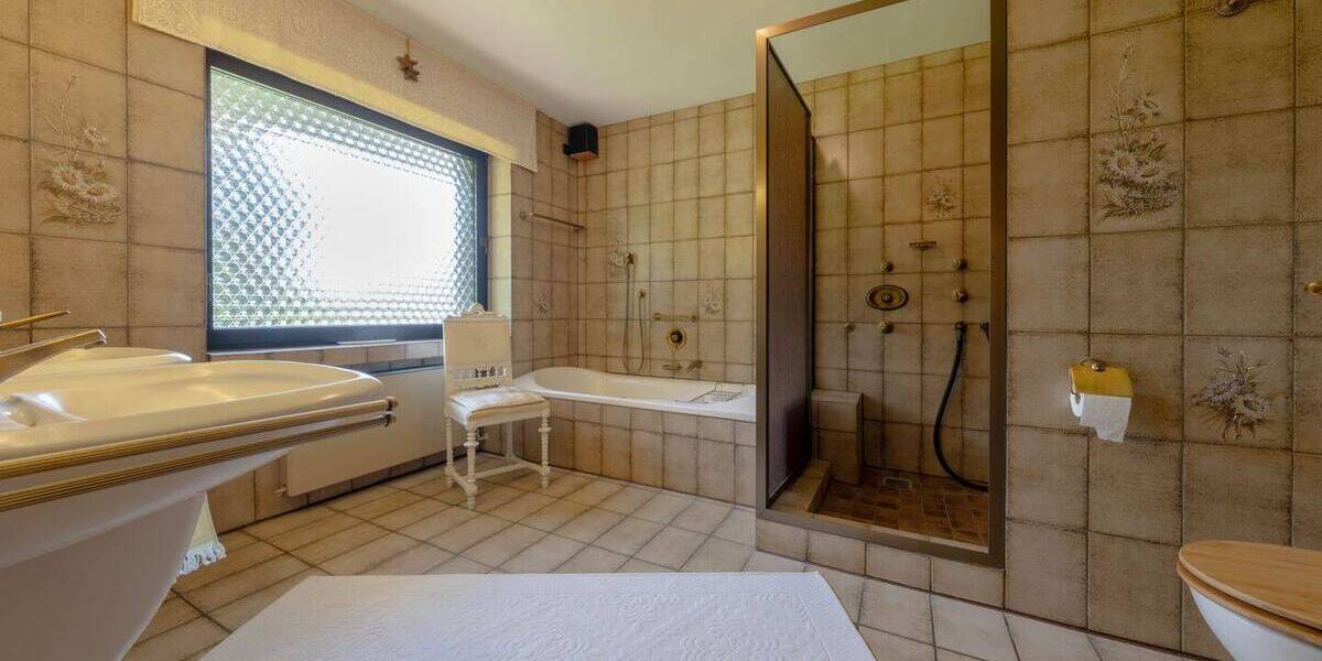 Einfamilienhaus Dortmund Brechten - 5 Zimmer, 256 m&sup2;, 1.250.000&euro; | Angebot:25689565