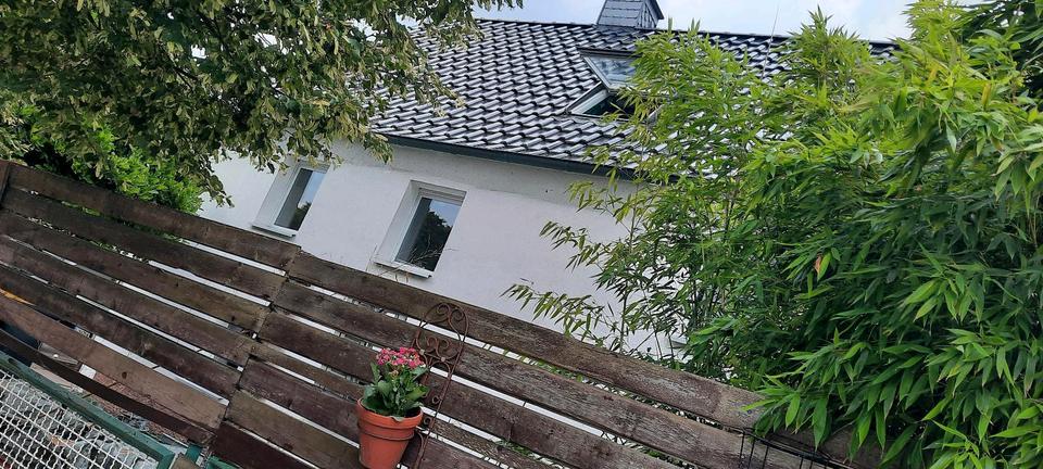 Einfamilienhaus Holzwickede - 8 Zimmer, 138 m&sup2;, 449.000&euro; | Angebot:27159886