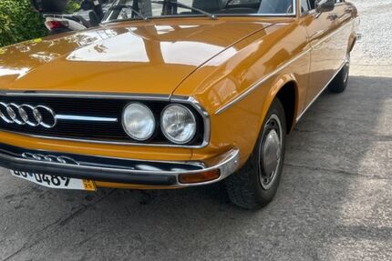 Audi 100