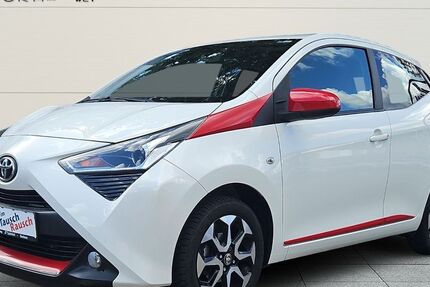 Toyota Aygo (X) 59.464 km 10.380 &euro; Bochum 44809