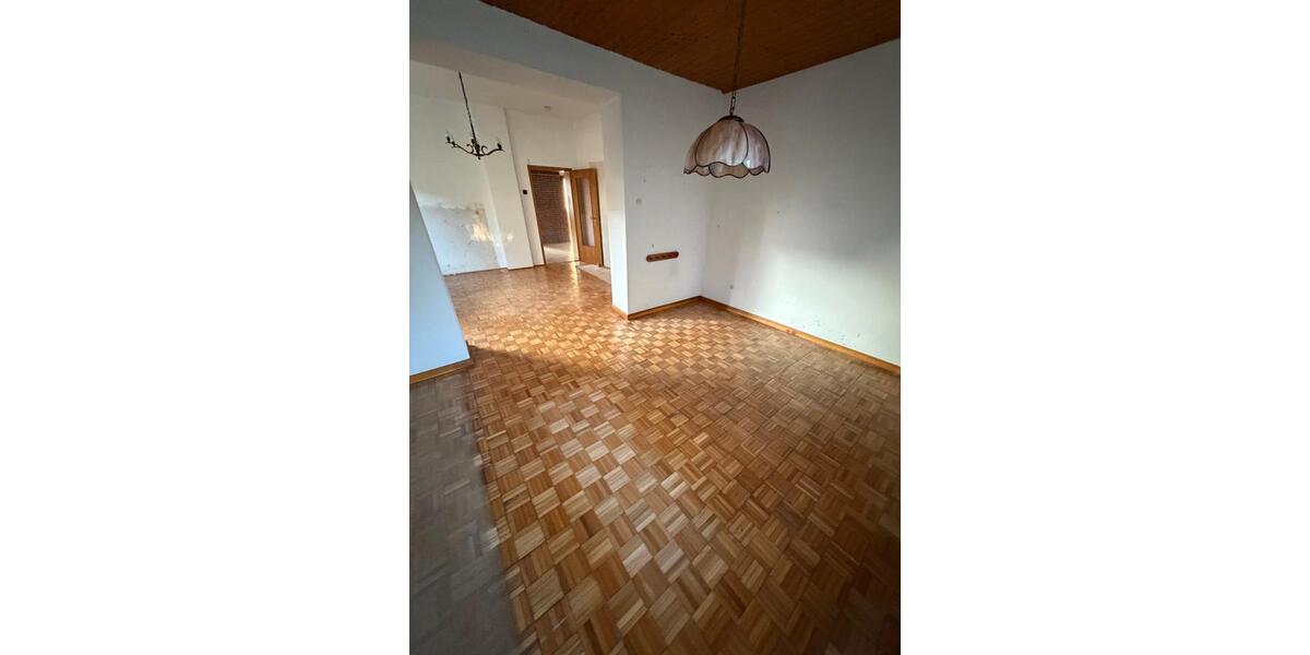 Hochparterre Bochum Eppendorf - 4 Zimmer, 100 m&sup2;, 910&euro; | Angebot:24741310