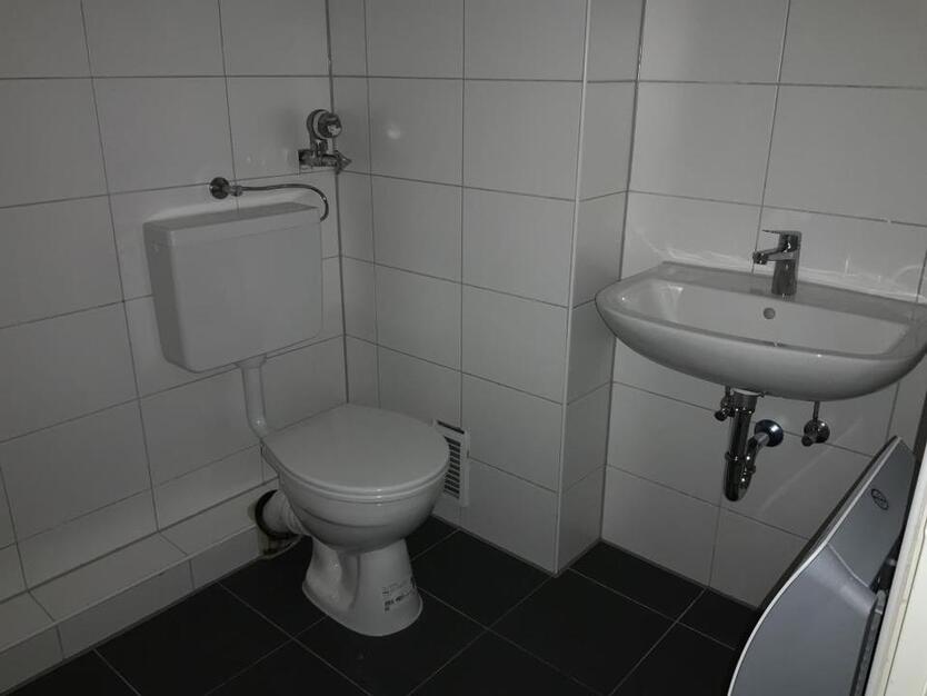 Bezugsfertige 2-Zimmer in Kamen Methler - Balkon - Laminat und Tapeten neu zimmer