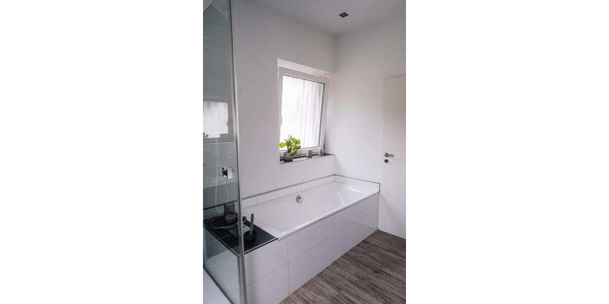 Dachgeschoßwohnung Schwerte - 3 Zimmer, 89 m&sup2;, 265.000&euro; | Angebot:27002447