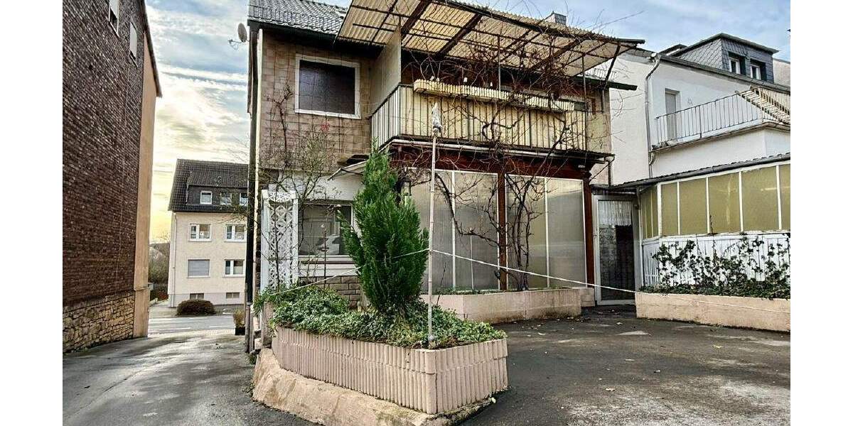 Einfamilienhaus Menden Mitte - 6 Zimmer, 169 m&sup2;, 249.000&euro; | Angebot:24779912