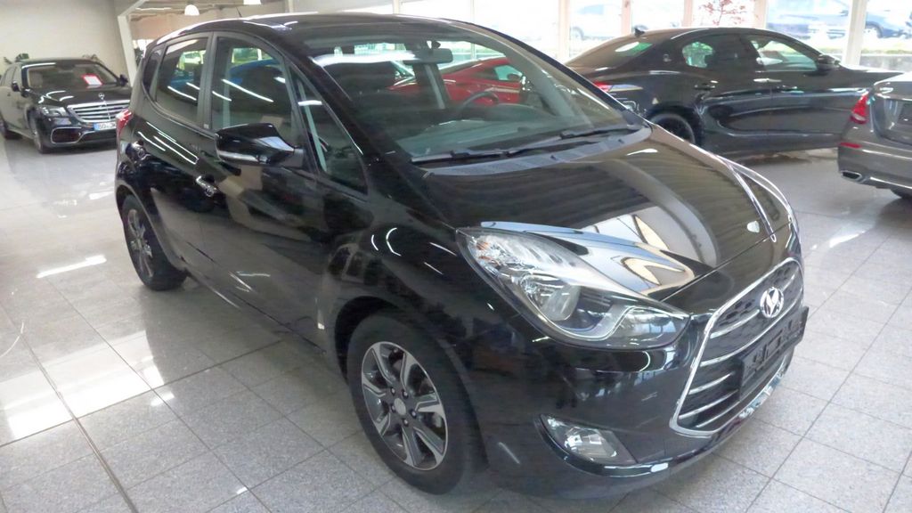 Hyundai ix20 10.058 km 10.990 &euro; Hattingen (bei Bochum) 45527