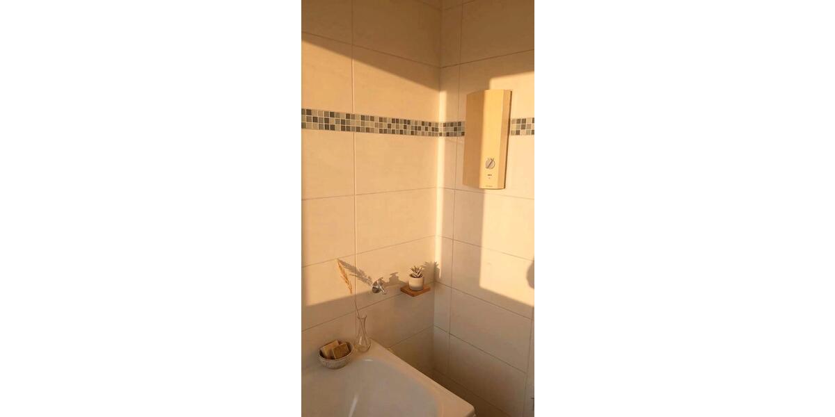 Etagenwohnung Gelsenkirchen Ückendorf - 4 Zimmer, 75 m&sup2;, 590&euro; | Angebot:26415633
