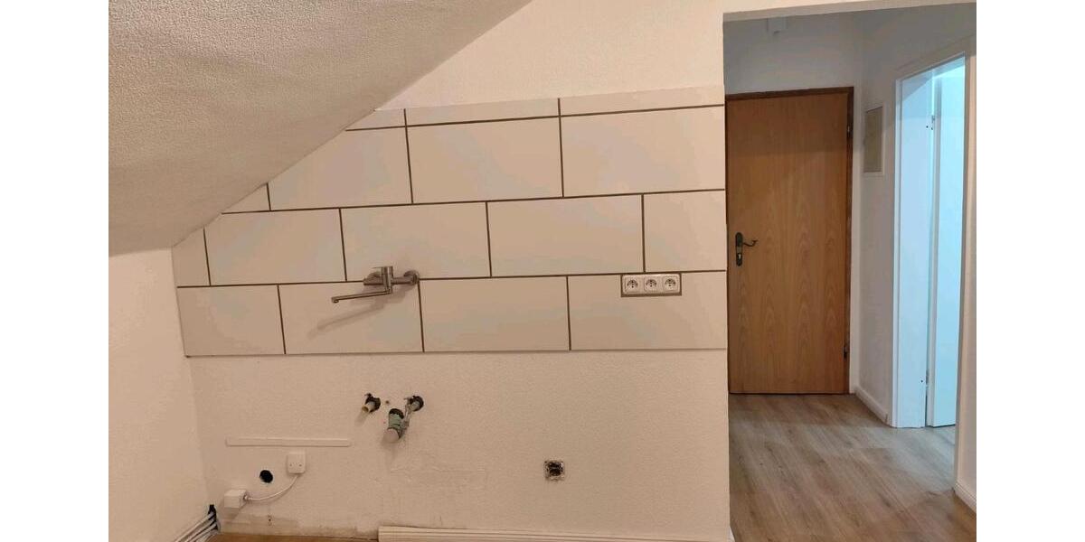 Dachgeschoßwohnung Iserlohn - 2 Zimmer, 46 m&sup2;, 580&euro; | Angebot:26311926