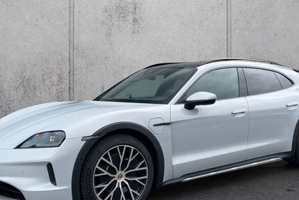 Porsche Taycan 22.977 km 79.850 &euro; Recklinghausen 45665