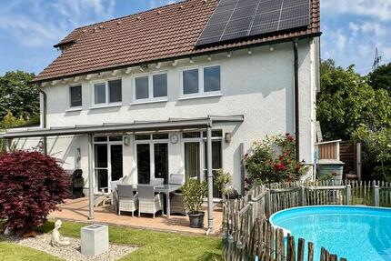 Haus Waltrop - 6.5 Zimmer, 275 m&sup2;, 549.500&euro; | Angebot:27502923