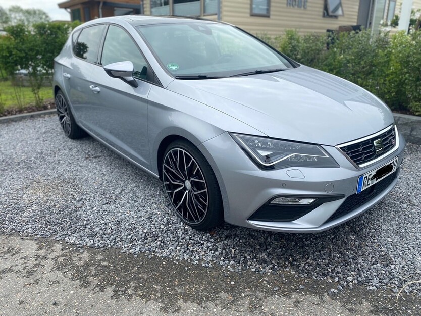 Seat Leon 63.700 km 21.000 € Dortmund 44135