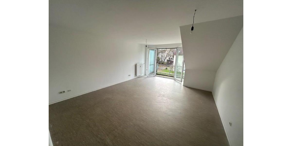 Dachgeschoßwohnung Dortmund Huckarde - 3.5 Zimmer, 66 m&sup2;, 391&euro; | Angebot:24181852